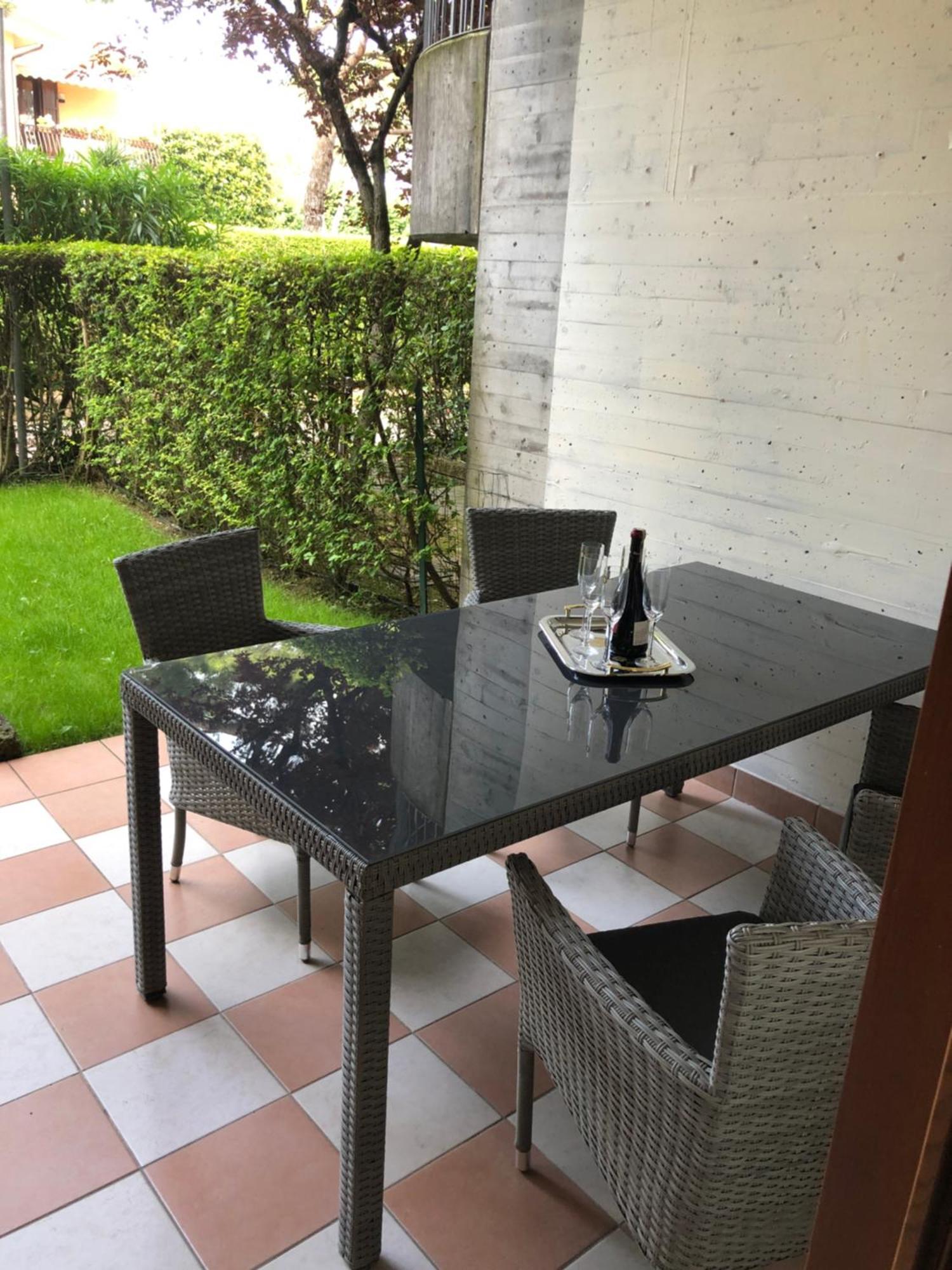 Apartamento Casa Lorenzo Desenzano del Garda Exterior foto